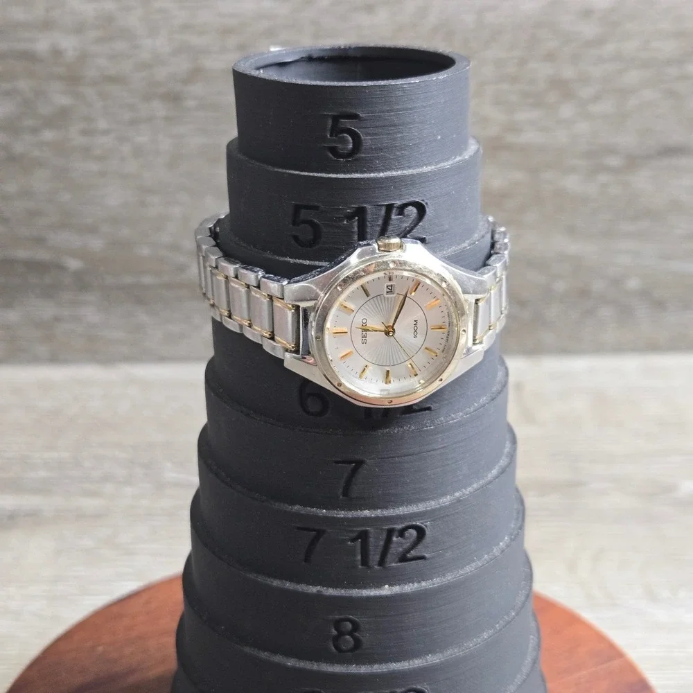 Seiko Two Tone Stainless Steel 100M Water Resistant Watch 7N82-0GS0 Tested